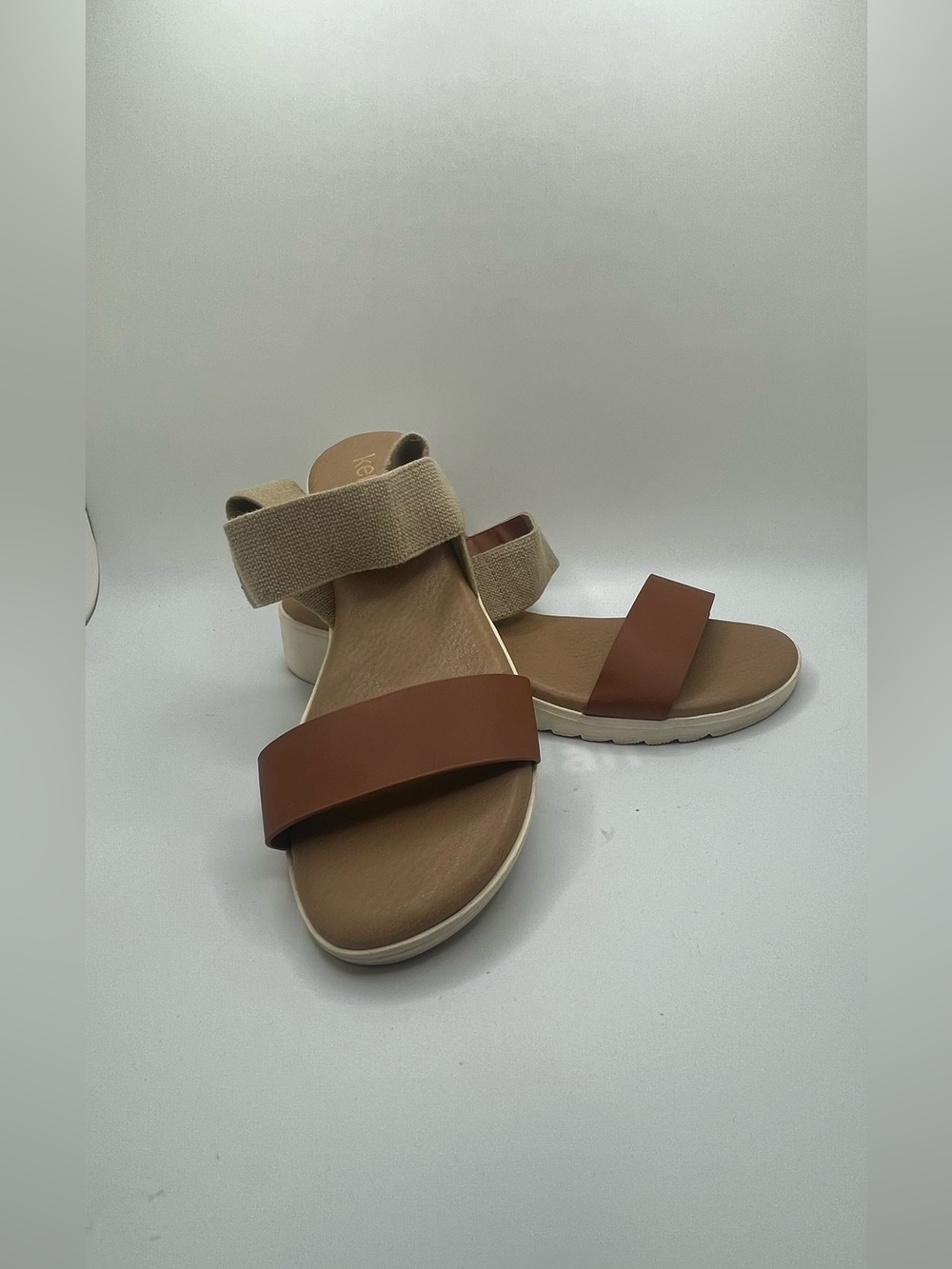 Kensie Women’s EVERLEE STRETCH Tan Brown Strap Casual Sandals Size 8.5 M - Picture 2 of 10